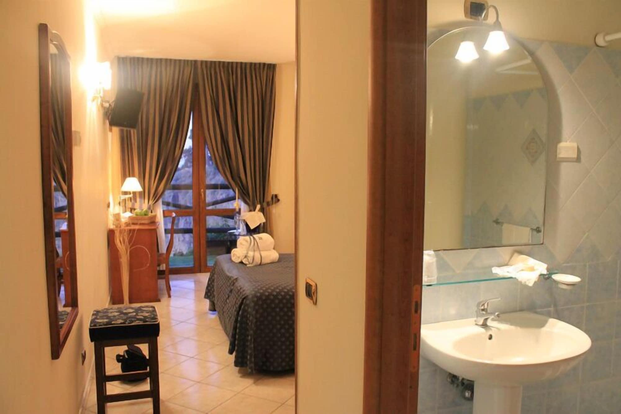 פיאנו די סורנטו Hr Hotel & Spa מראה חיצוני תמונה