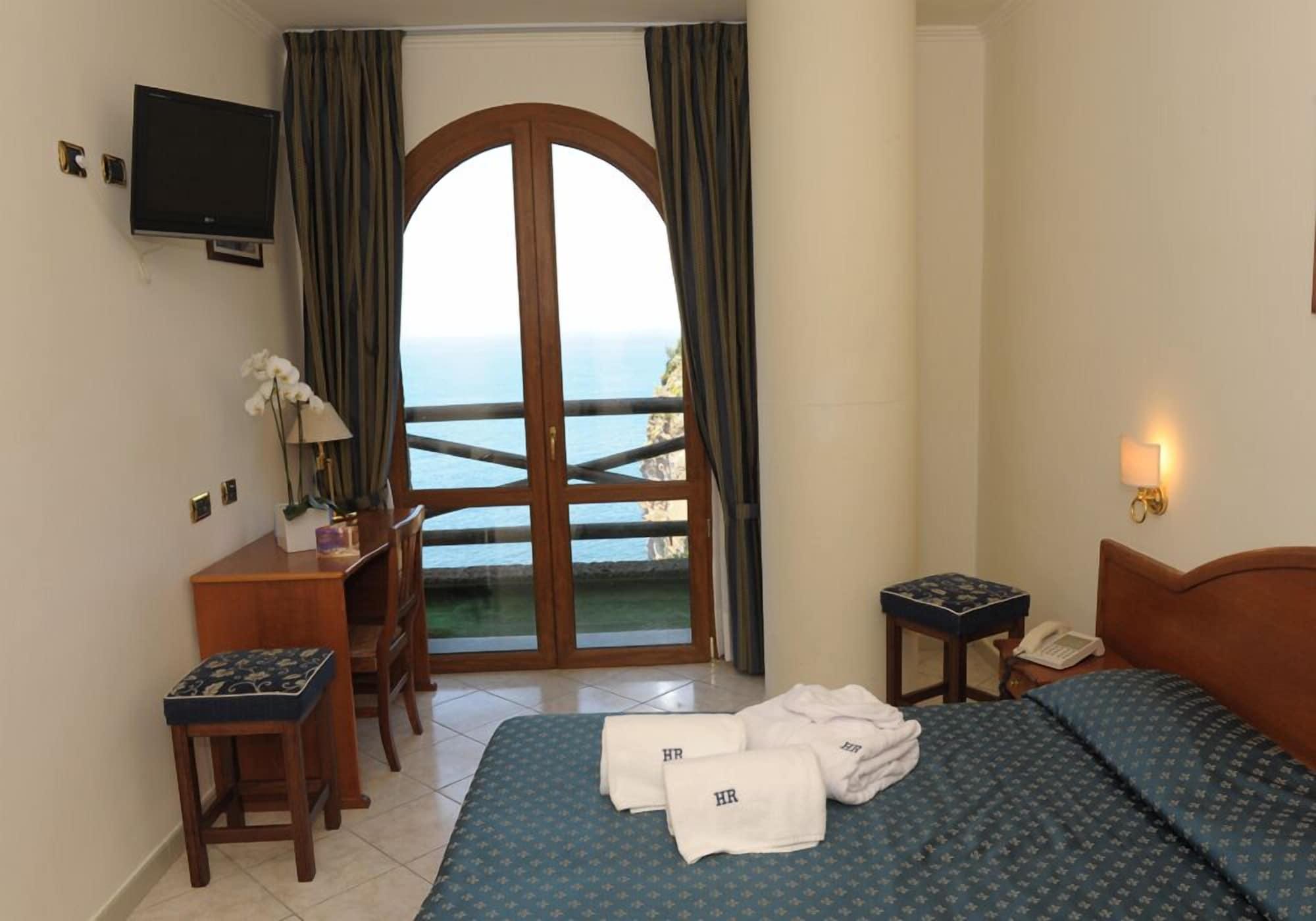 פיאנו די סורנטו Hr Hotel & Spa מראה חיצוני תמונה