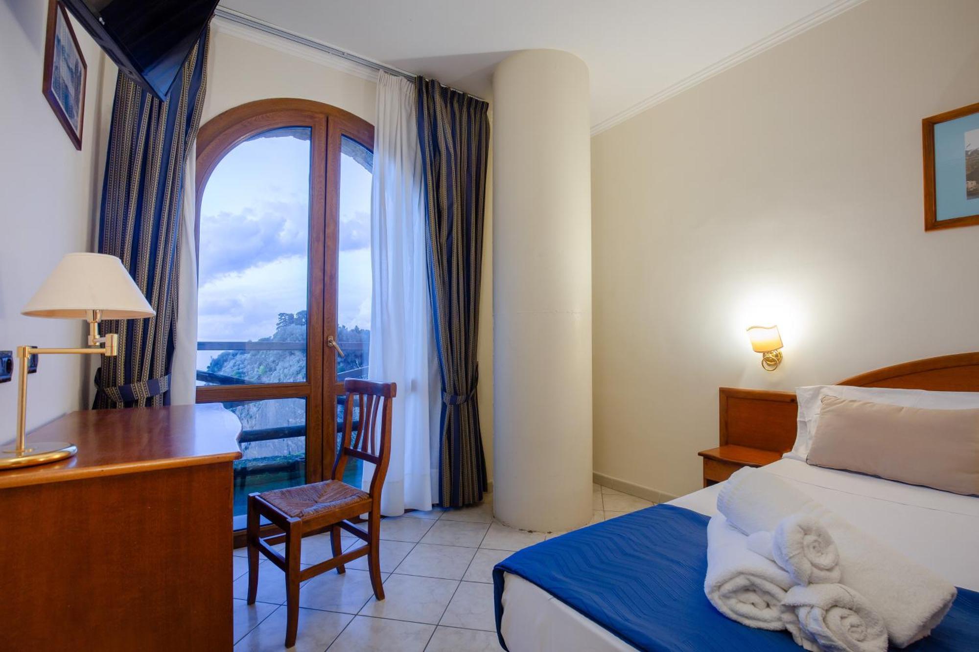 פיאנו די סורנטו Hr Hotel & Spa מראה חיצוני תמונה